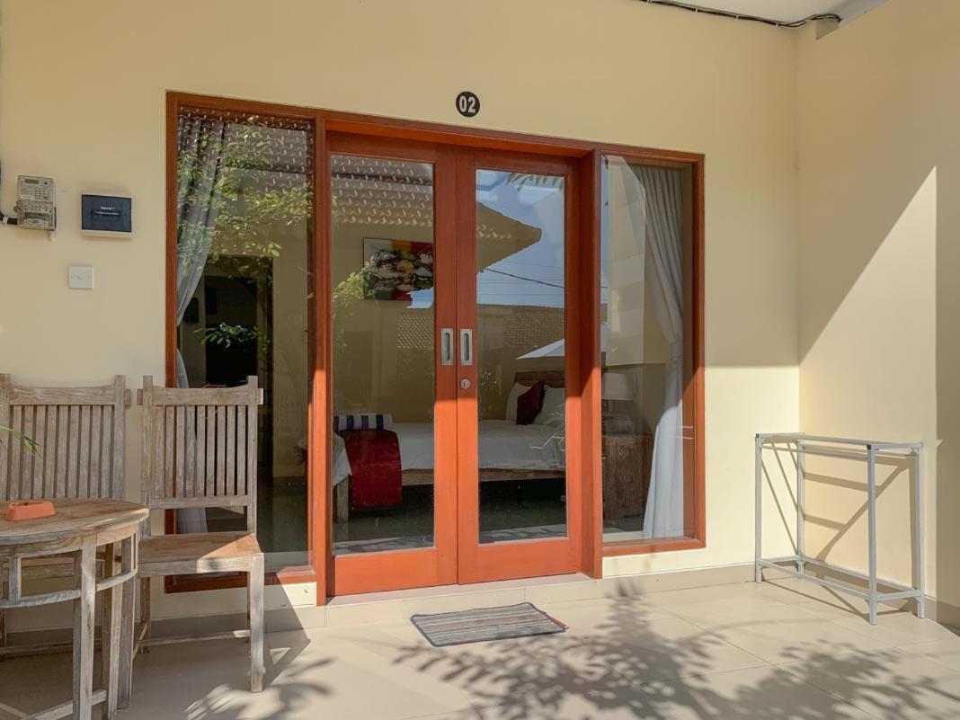 Lotus Bali Guest House Canggu  Bagian luar foto