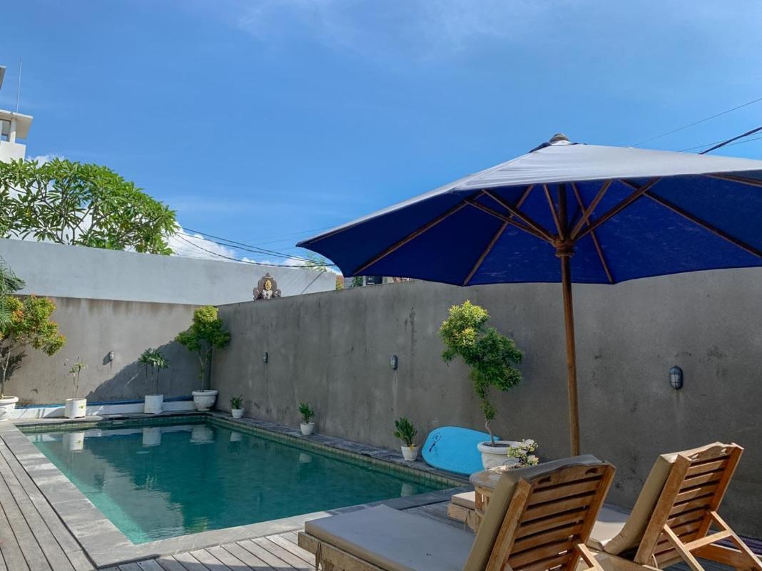 Lotus Bali Guest House Canggu  Bagian luar foto