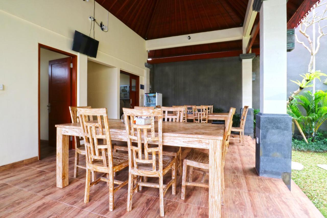 Lotus Bali Guest House Canggu  Bagian luar foto