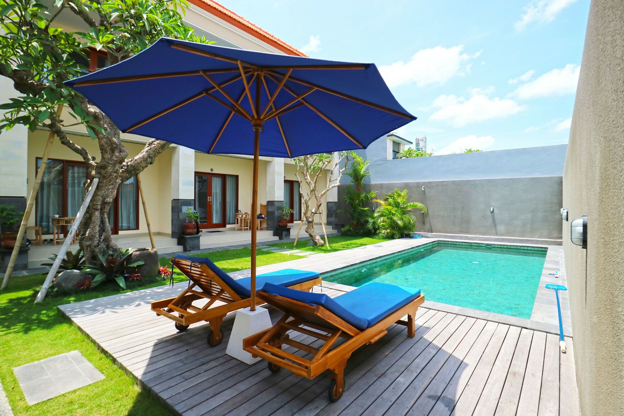 Lotus Bali Guest House Canggu  Bagian luar foto